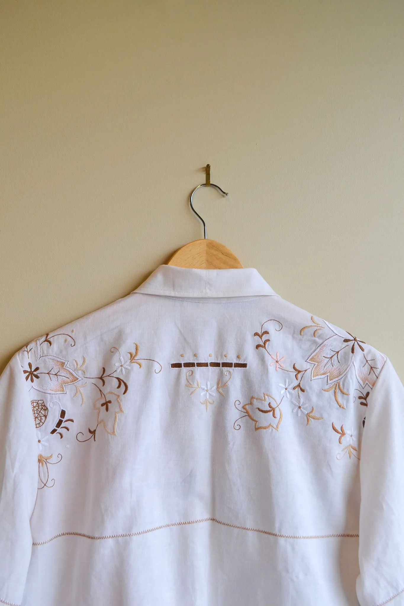 Button Up Shirt | Waratah | Large