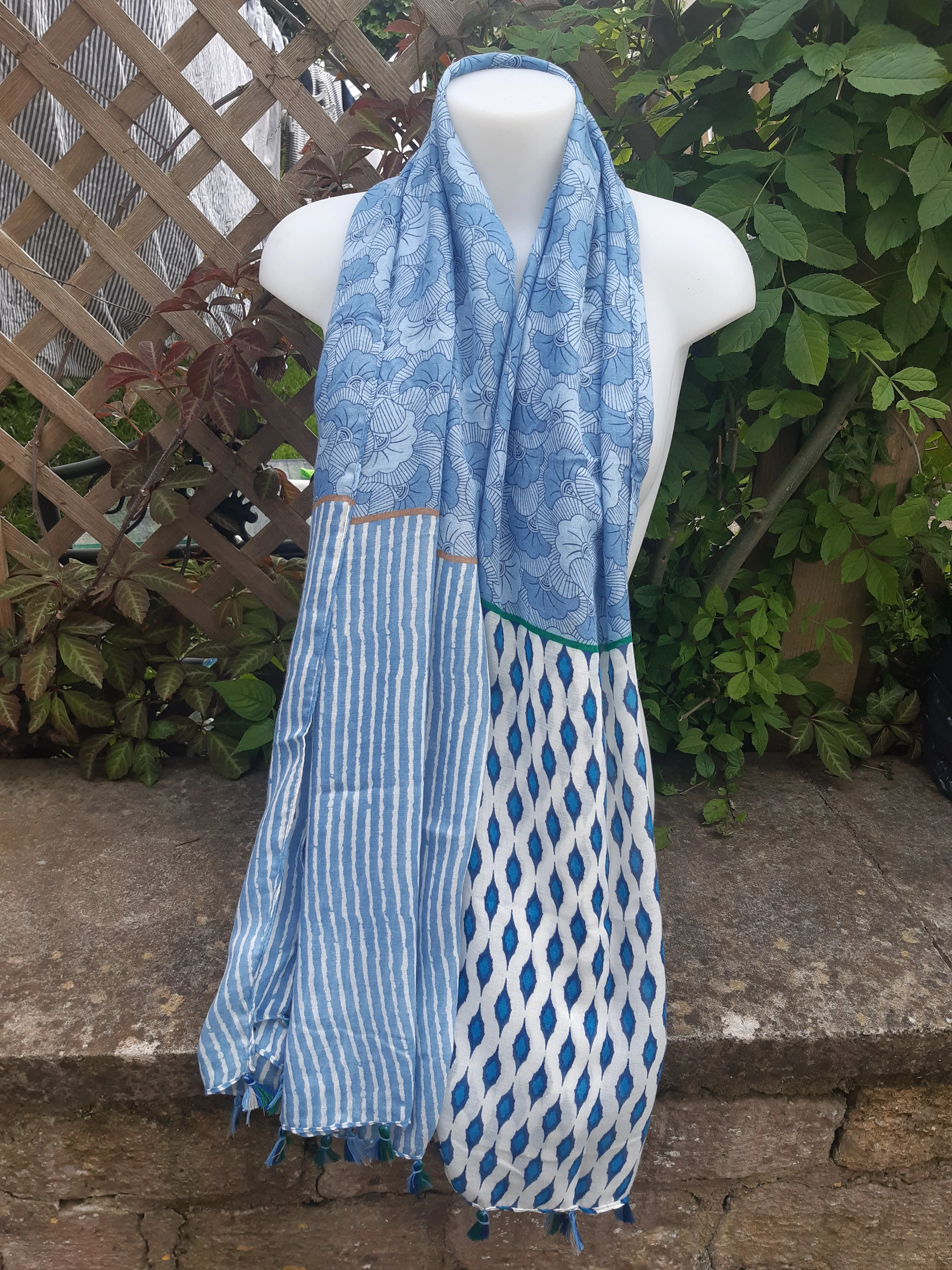 Lightweight Ladies Scarf  SS13